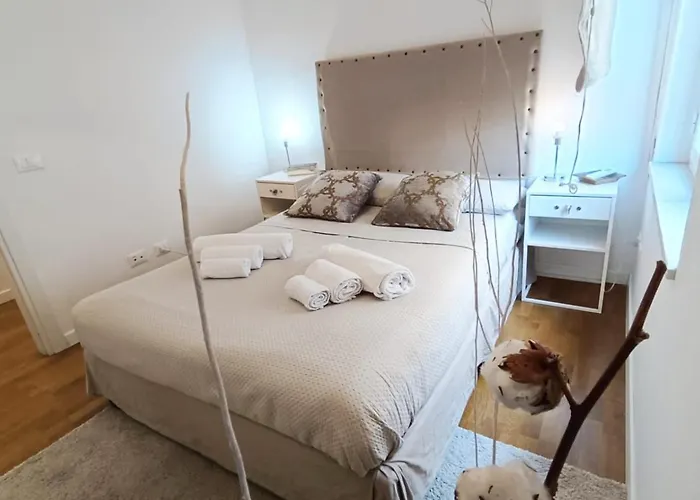 Eleganza In Centro Citta Apartment