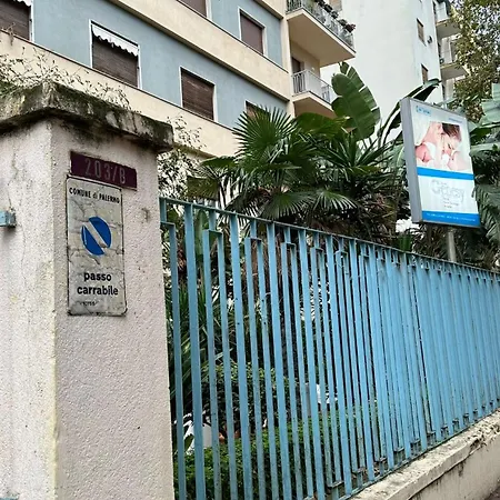Eleganza In Centro Citta * פלרמו